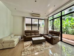 Holland Link (D10), Terrace #498181431
